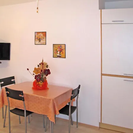 Rovanjska-2 Apartment